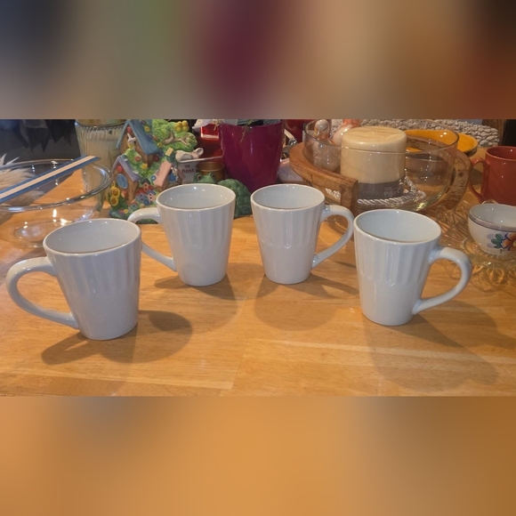 Libbey White Ceramic Mug Set